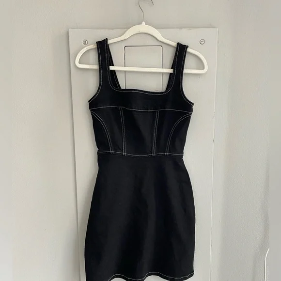 REFORMATION Black Lizzie Denim Dress - Picture 4 of 5